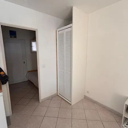 Charming With Sea View Apartment *