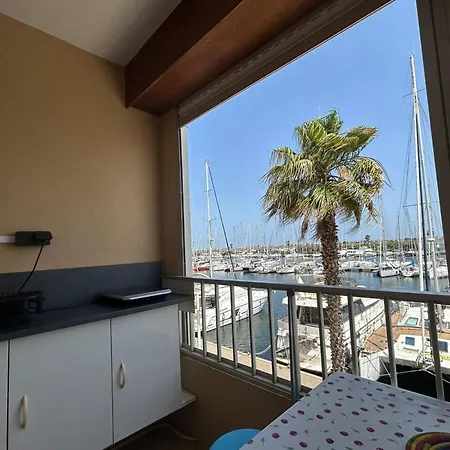 Charming With Sea View Apartment Gruissan